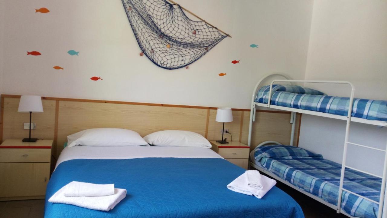 Hotel Lupo Di Mare Marina di Castagneto Carducci Exterior photo